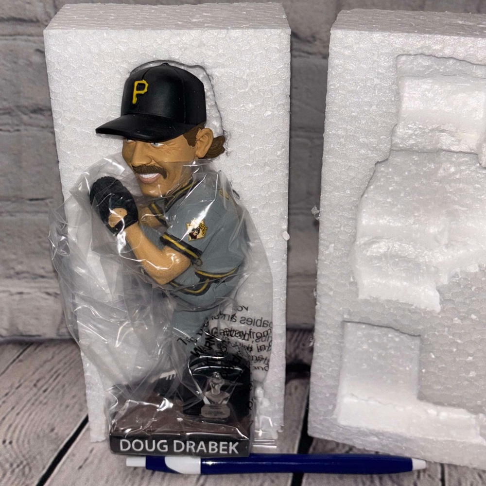 *SOLD on EBAY 2022 Doug Drabek Bobblehead 9/24 SGA Pittsburgh Pirates Giveaway - Picture 3 of 6
